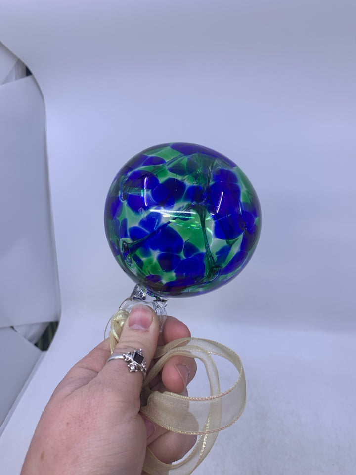 BLOWN GLASS COBALT BLUE/GREEN WITCH BALL PAIRPOINT .