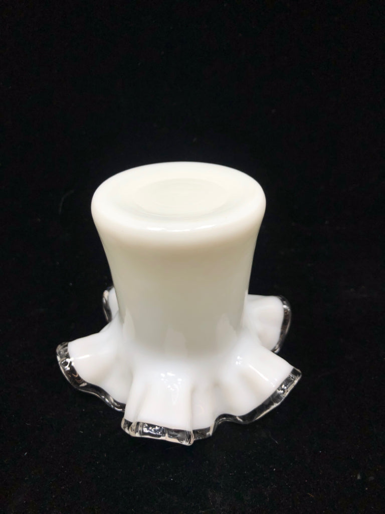 VTG WHITE TOP HAT RUFFLED GLASS VASE.