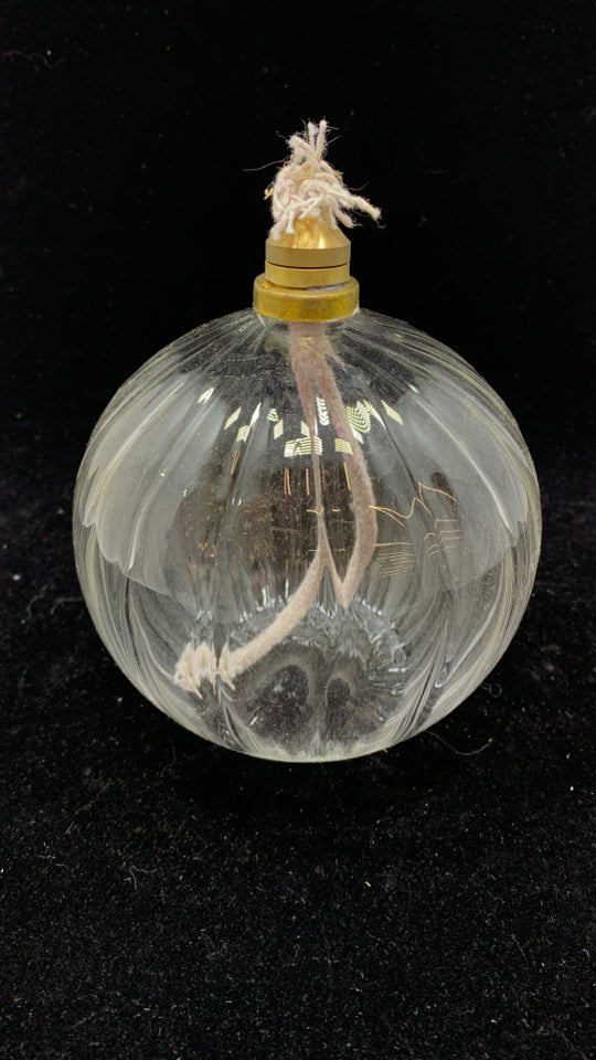 MED RIBBED GLASS OIL LANTERN BALL.