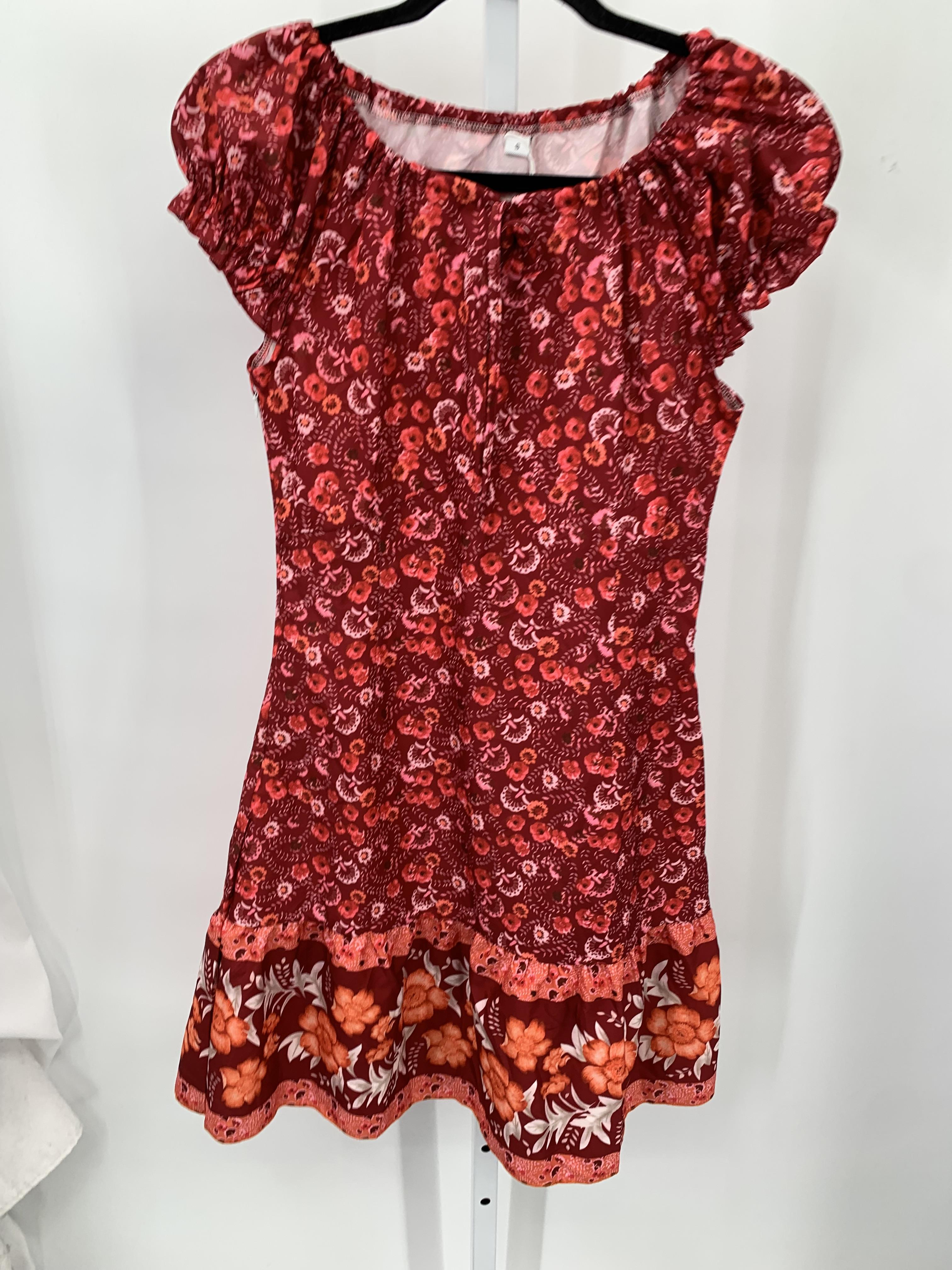 Size Small Misses Short Sleeve Dress
