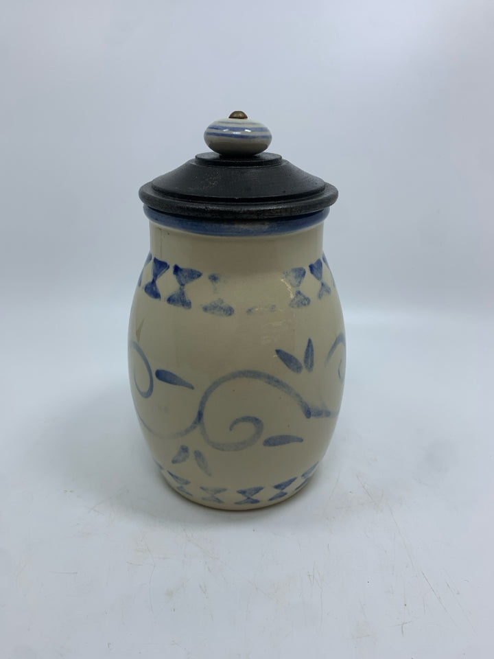 ROUND BLUE SCROLL CERAMIC JAR W/WOOD LID.