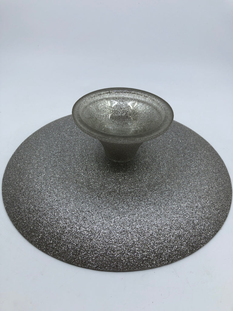 SPARKLE FOOTED CAKE STAND.