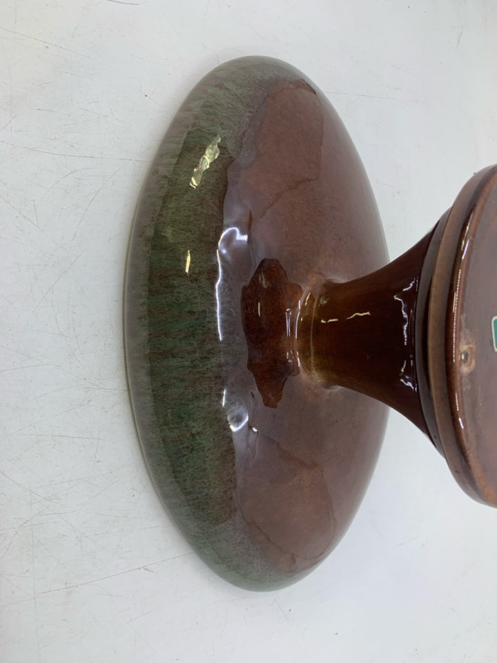 VTG FOOTED OVAL W/ GREEN FAINTED DRIP.