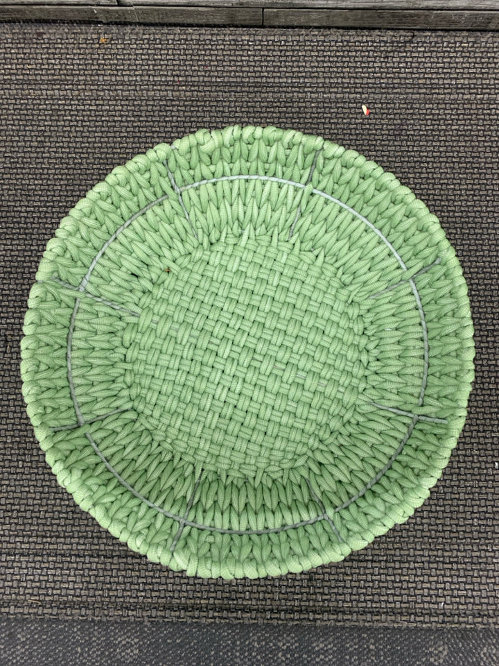 LARGE GREEN ROPE ROUND BASKET.