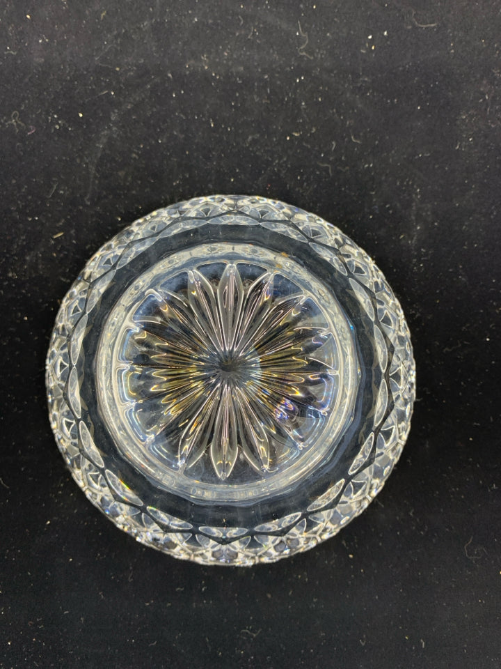 DIAMOND PATTERN GLASS BOWL.