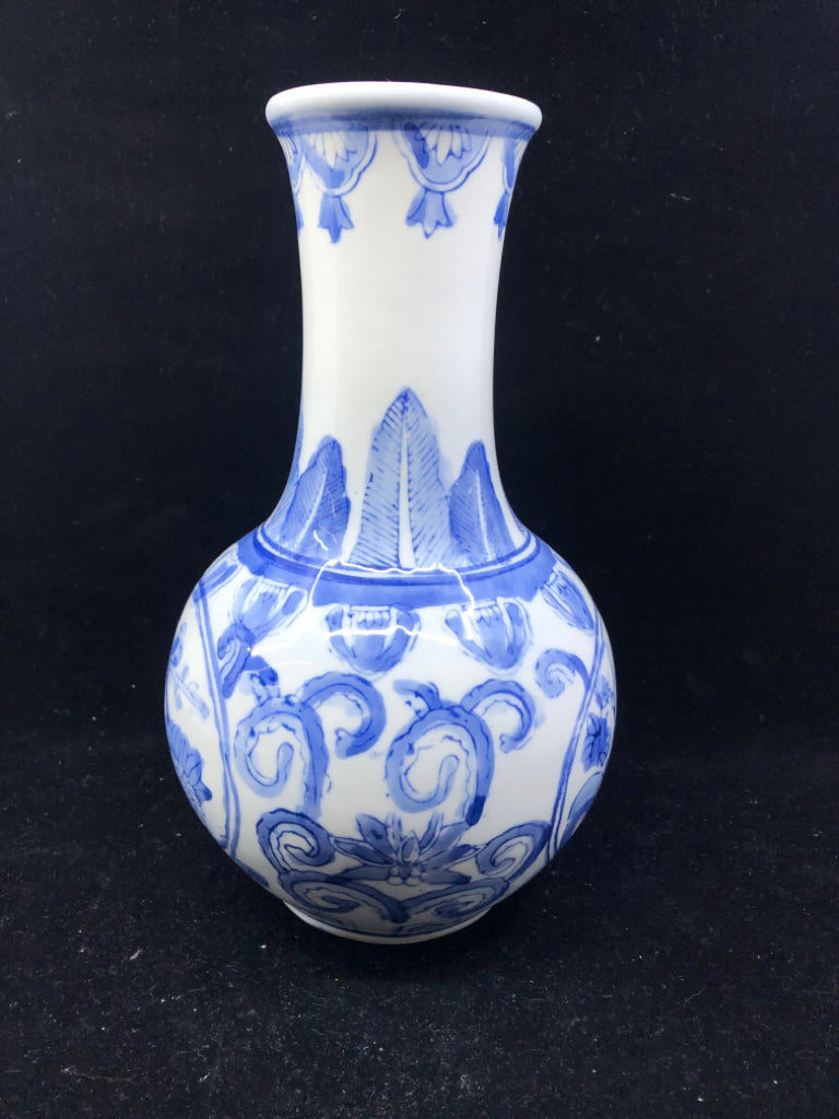 BLUE & WHITE CERAMIC VASE W/LONG NECK.