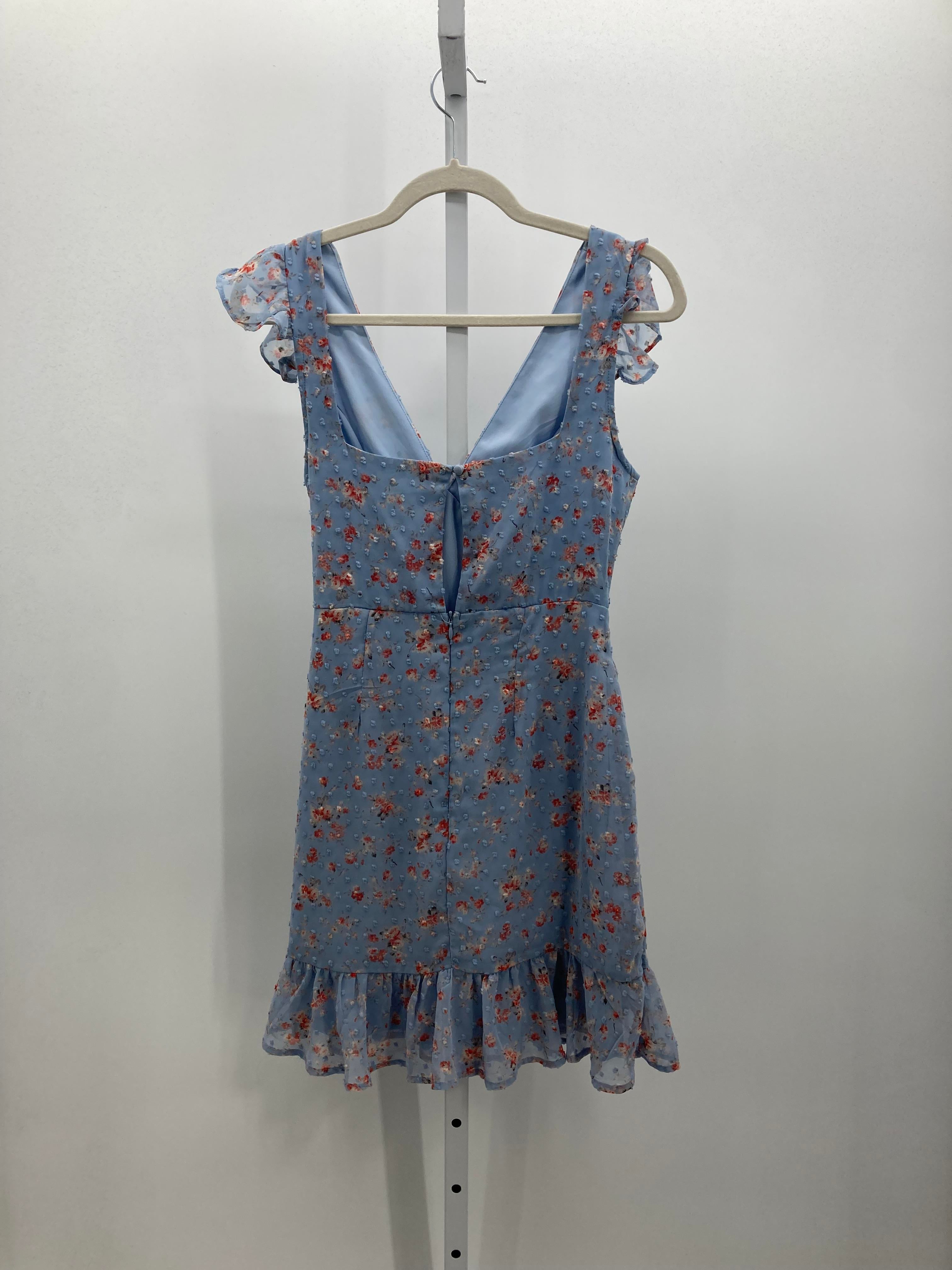 Size Small Juniors Sleeveless Dress