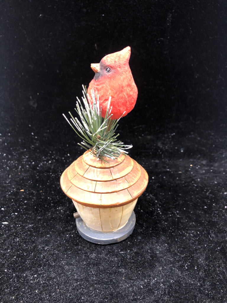 RESIN CARDINAL BIRDHOUSE FIGURE.