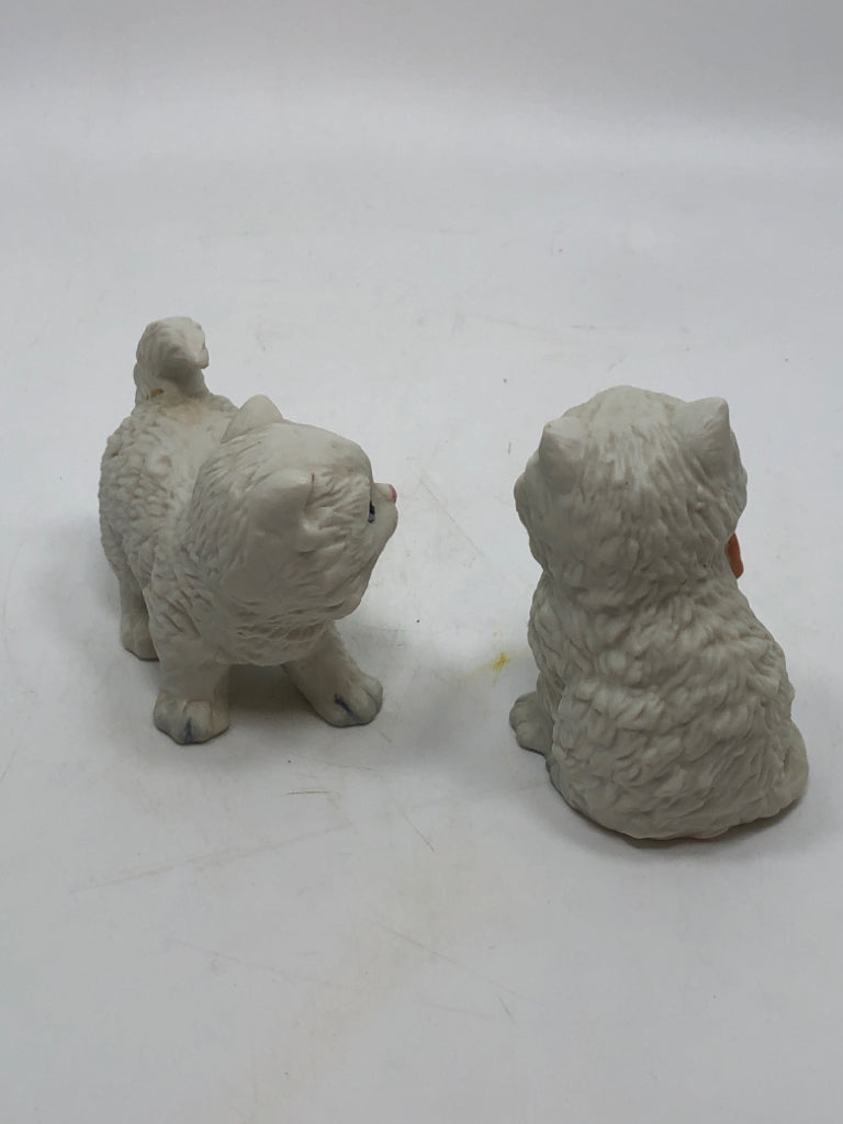 2 HOMCO PINK/BLUE BOW CAT FIGURINES.