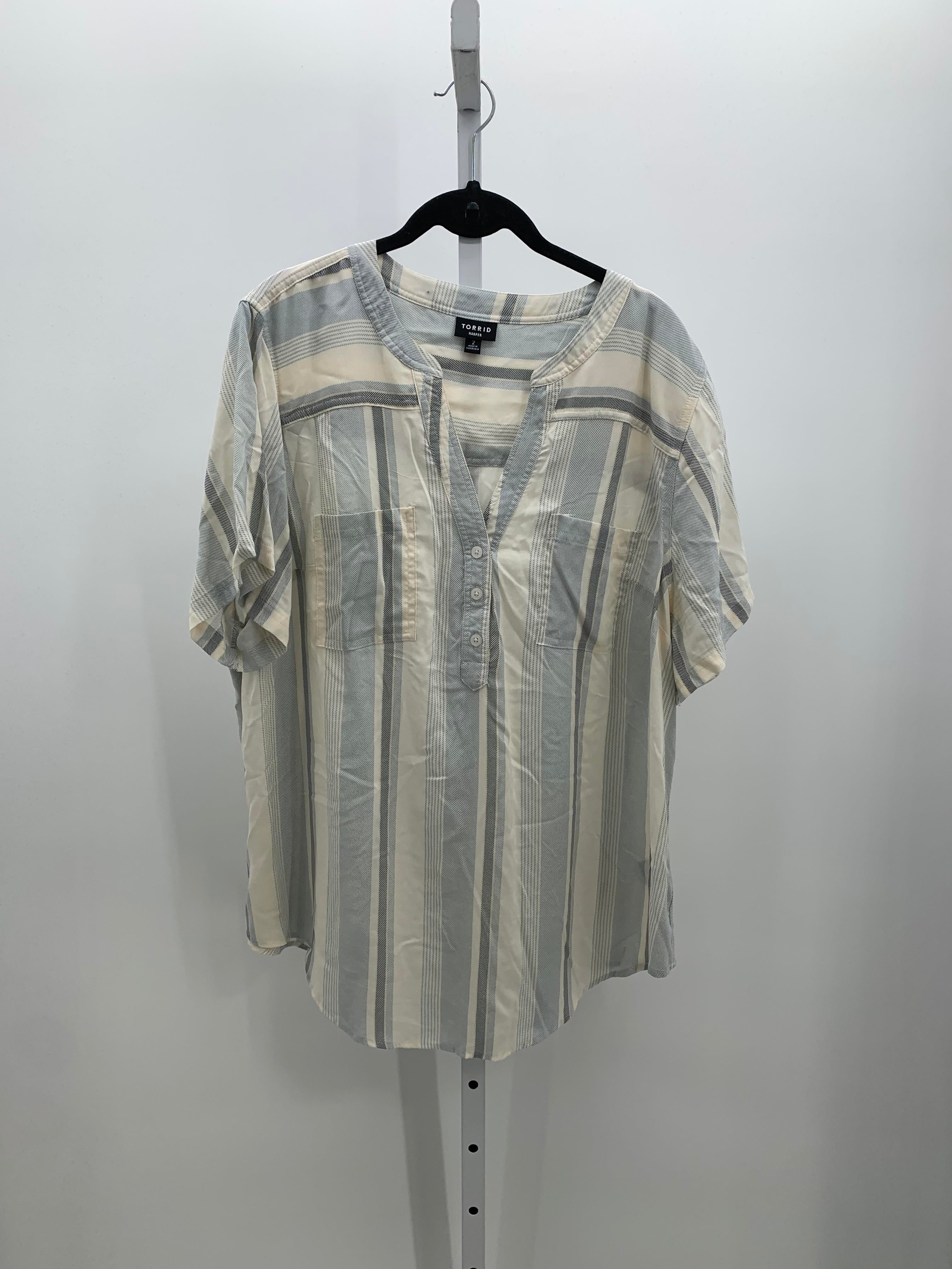 Torrid Size 2X Womens Short Sleeve Shirt