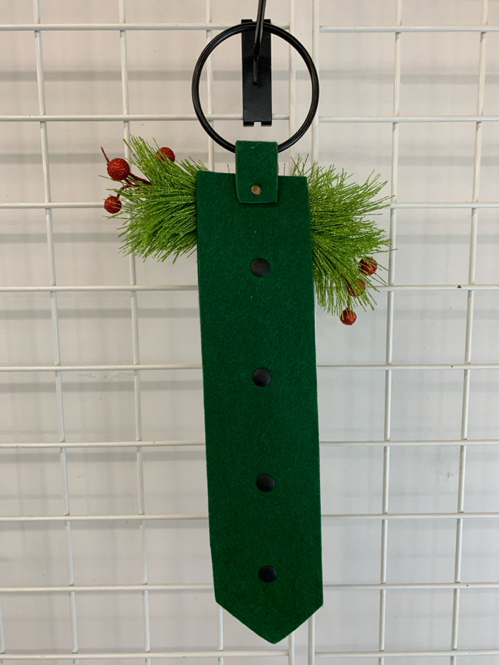 SLEIGH BELL HANGING DOOR DECOR.