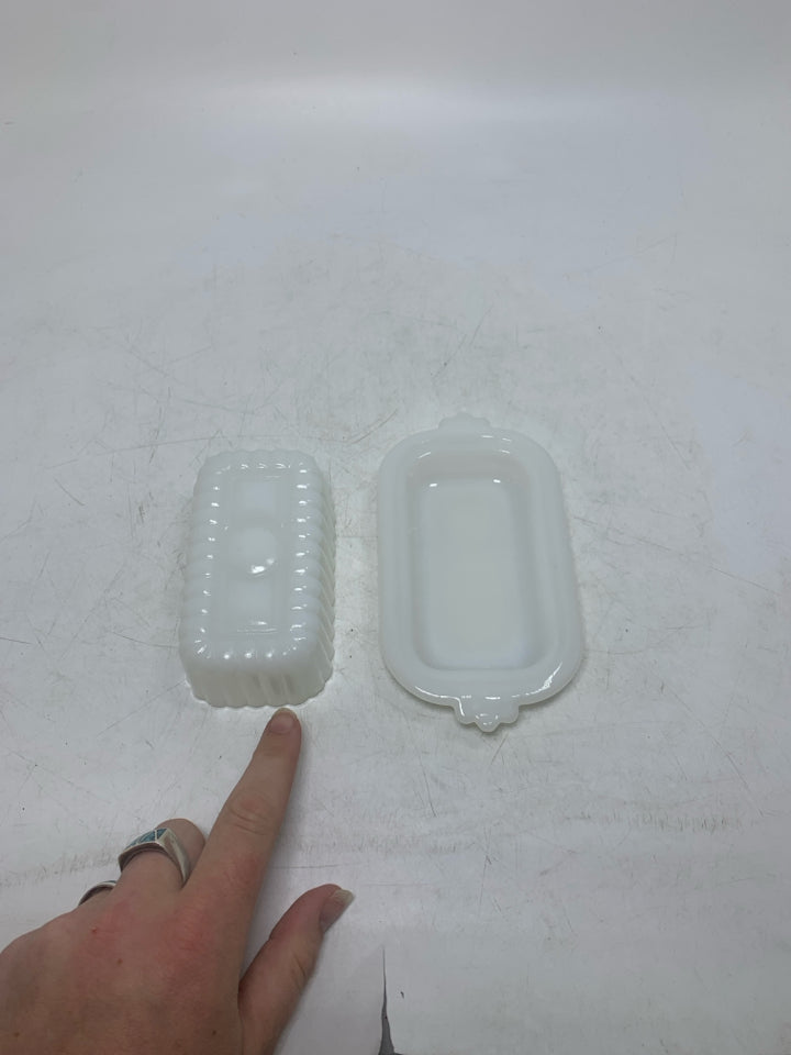 VTG MINI HALF STICK MILK GLASS BUTTER DISH.