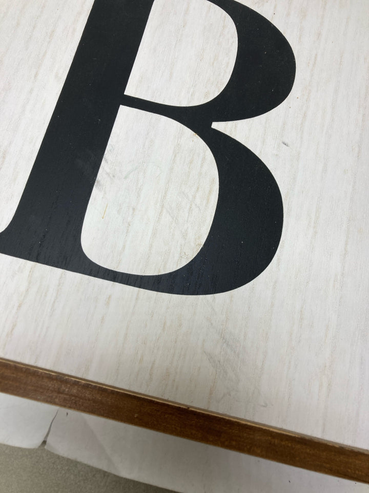 MONOGRAM B WALL ART.