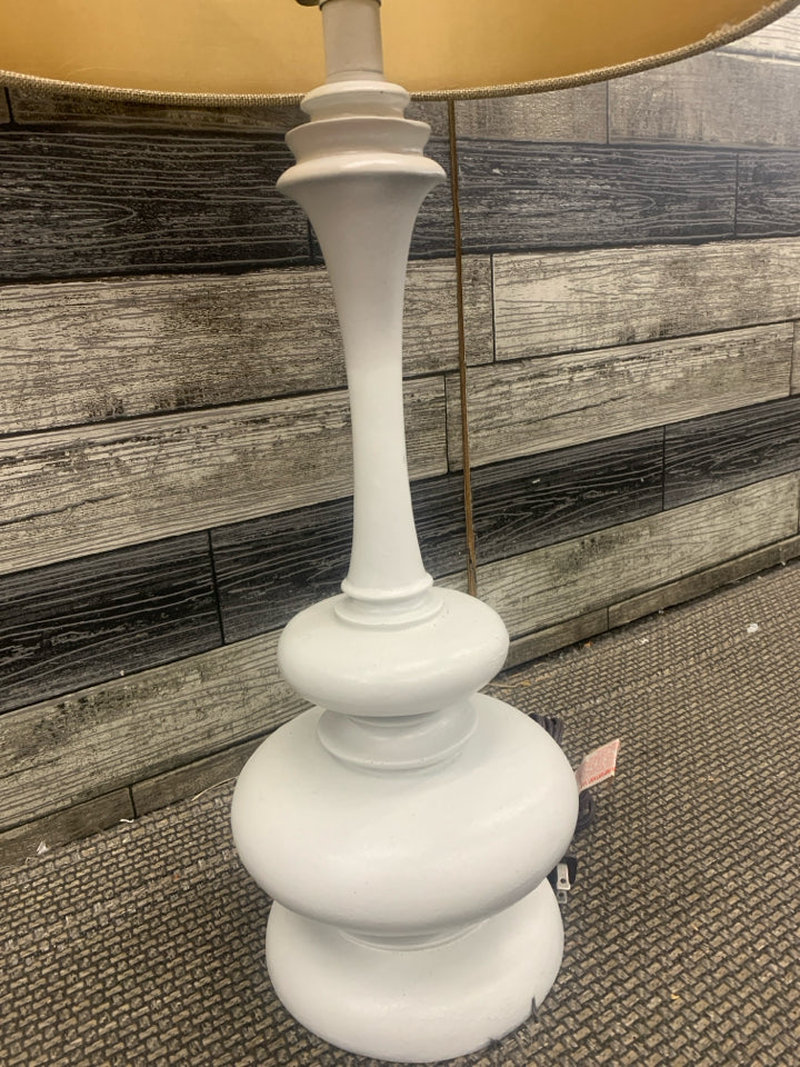 WHITE BUBBLE BASE LAMP W TAN SHADE.