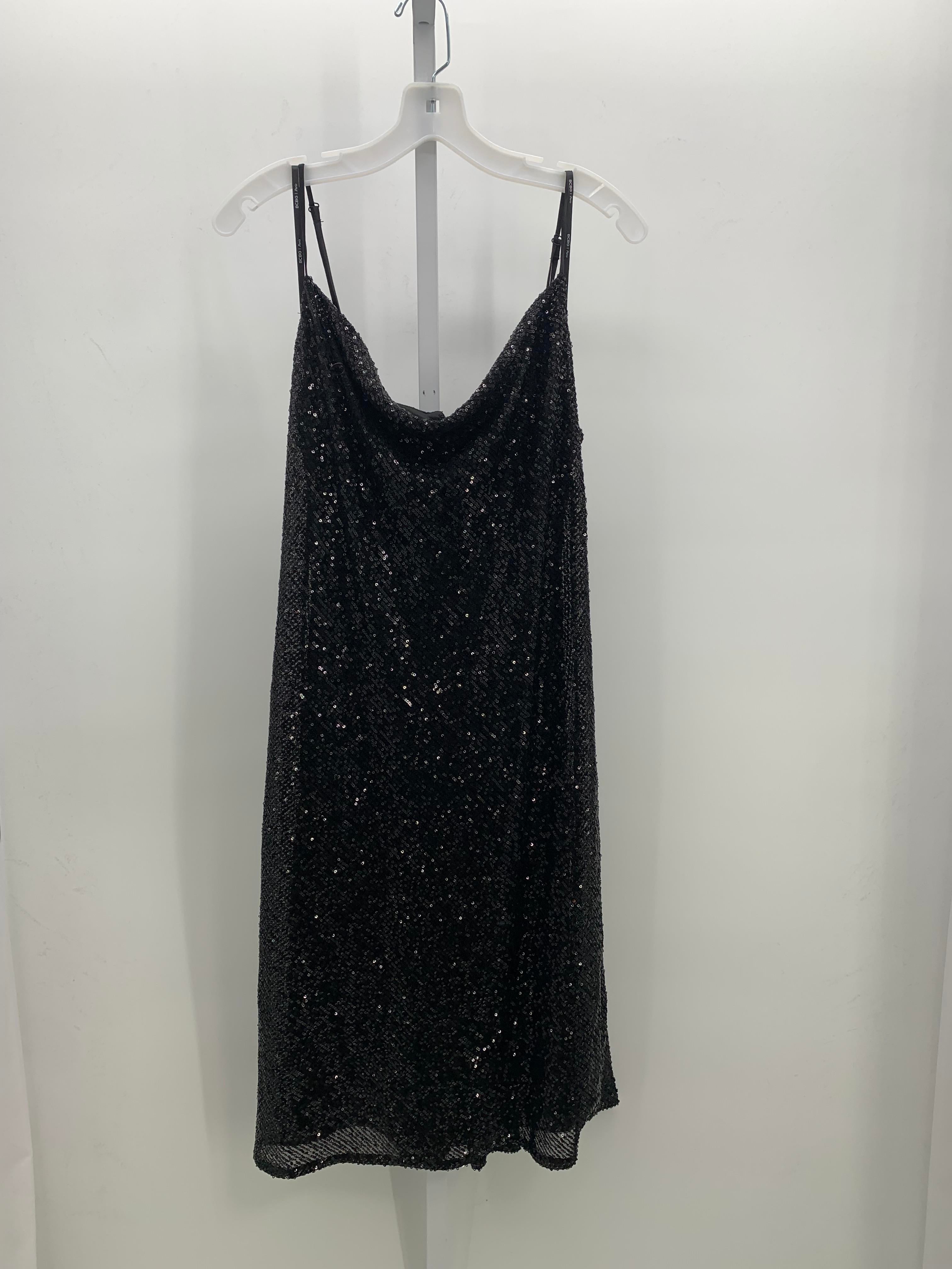 BCBG Size Large Misses Sleeveless Dress