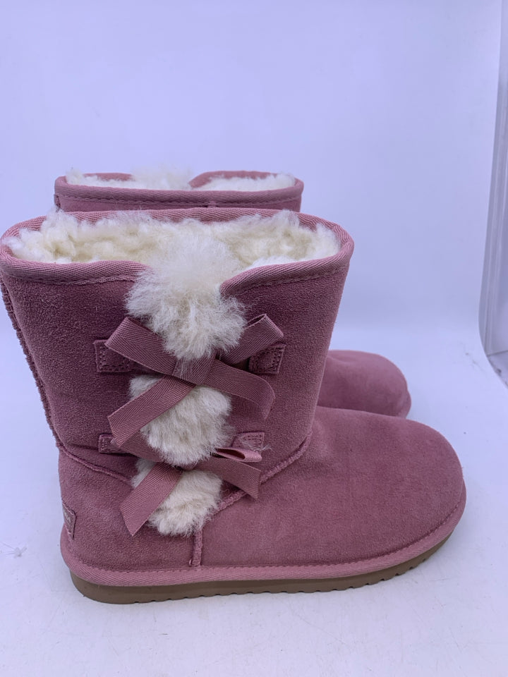 UGG L Shoe Size 6 Boots