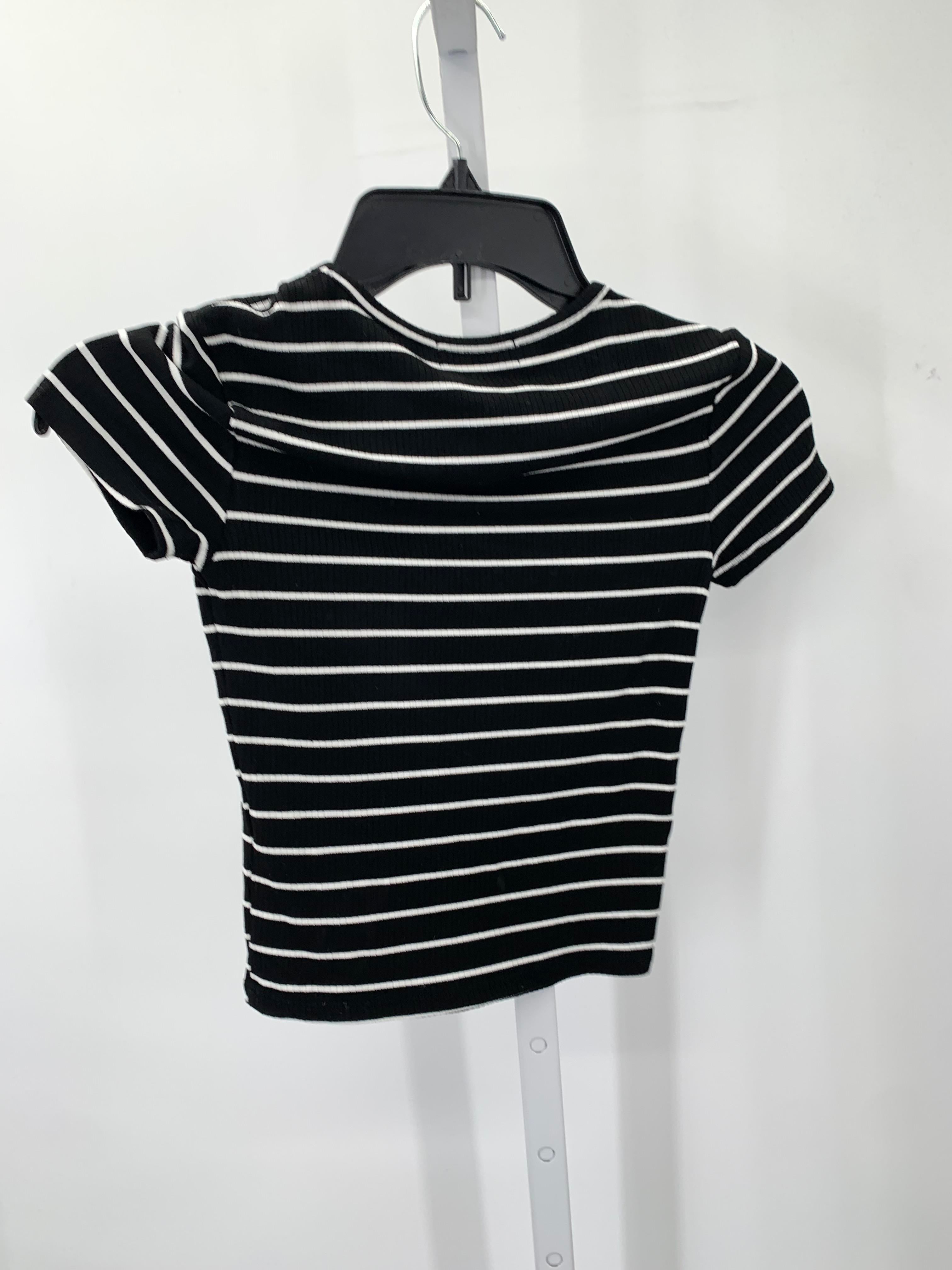 Size X Small Juniors Short Sleeve Shirt