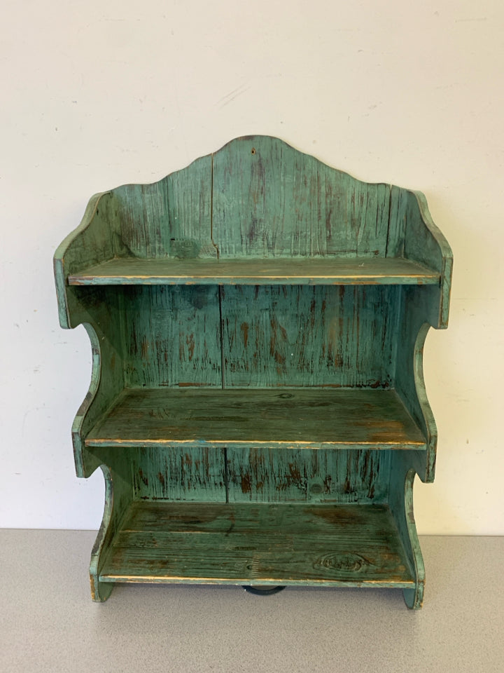 GREEN DISTRESSED WOOD 3 SHELF WALL HANGING.
