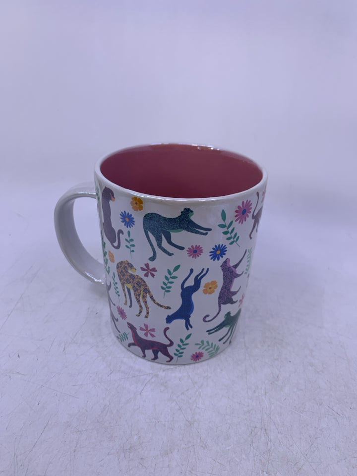 IRIDESCENT ASSORTED LEOPARD PRINTED MUG.