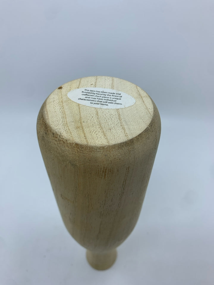 RAW WOOD VASE.