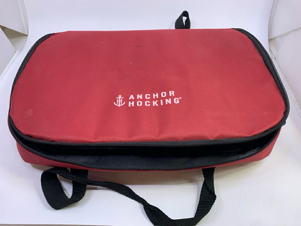 3QT BAKE DISH W/TOTE,LID & HOT/COLD PACK.