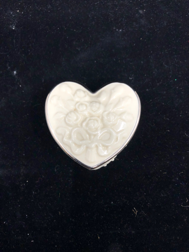 SMALL SILVER HEART LENOX TRINKET BOX.