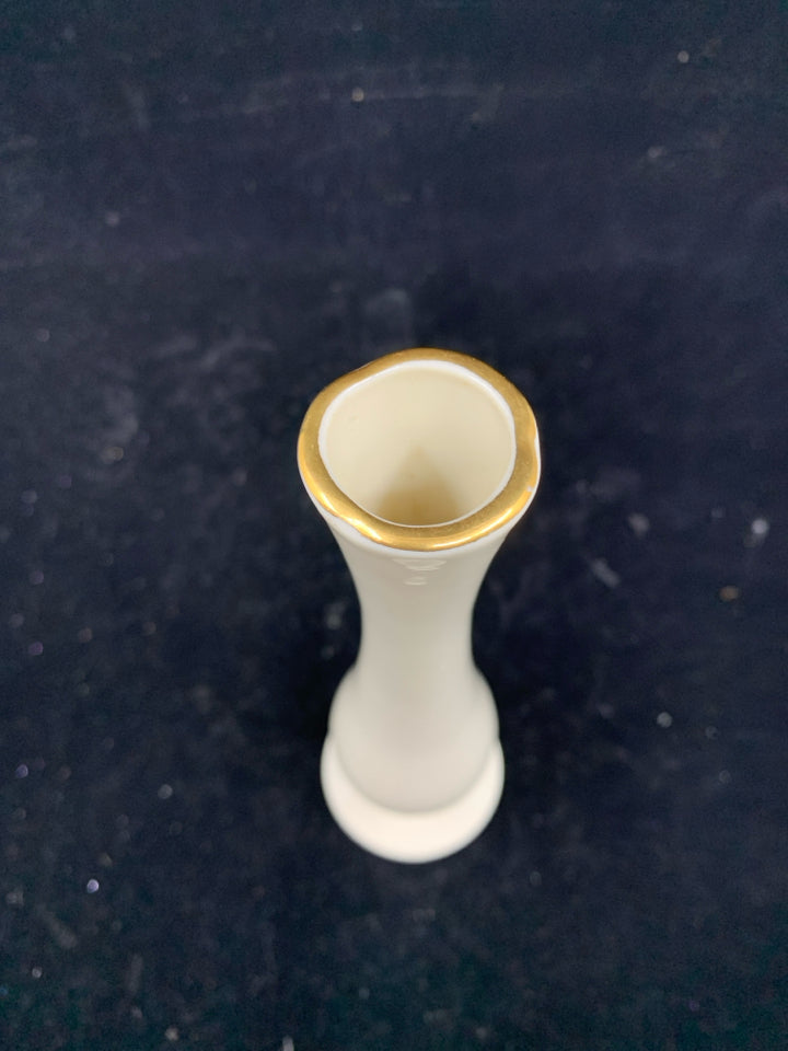 LENOX FOOTED BUD VASE.