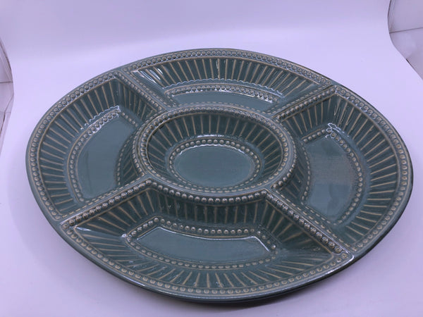 OVAL TEAL DIVIDED SERVER W/ LINES BEADED EDGE.