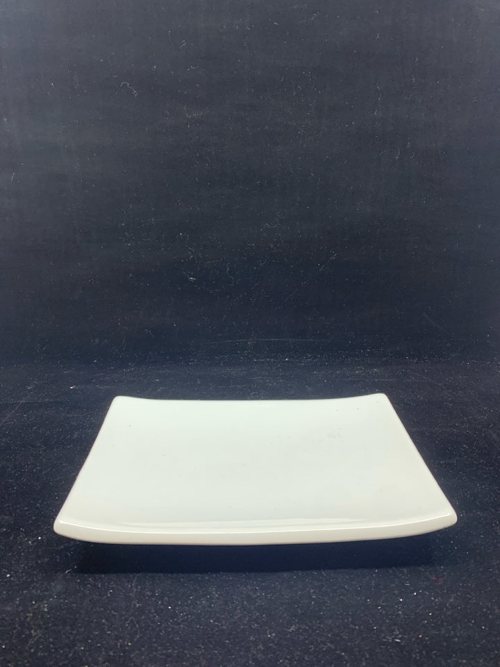 WHITE RECTANGLE ROUNDED EDGE PLATE.