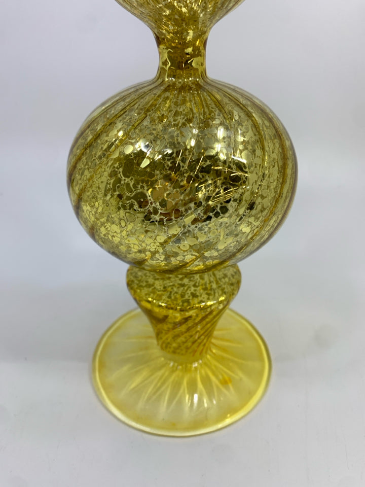DECORATIVE GOLDEN GLASS FINIAL.