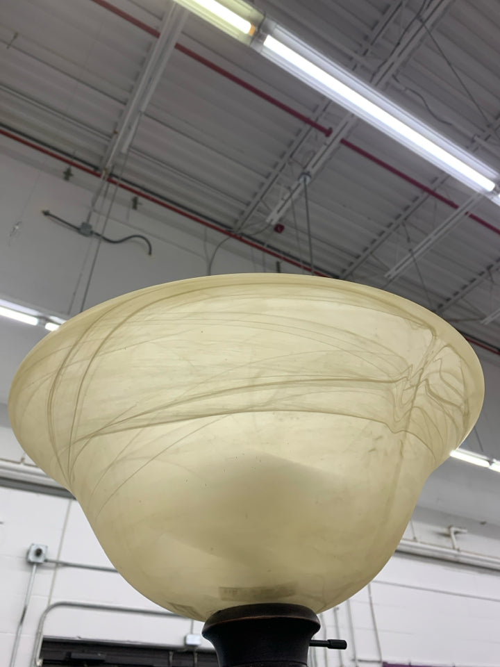 BROWN FLOOR LAMP W/CREAM SWIRL GLASS COVER.