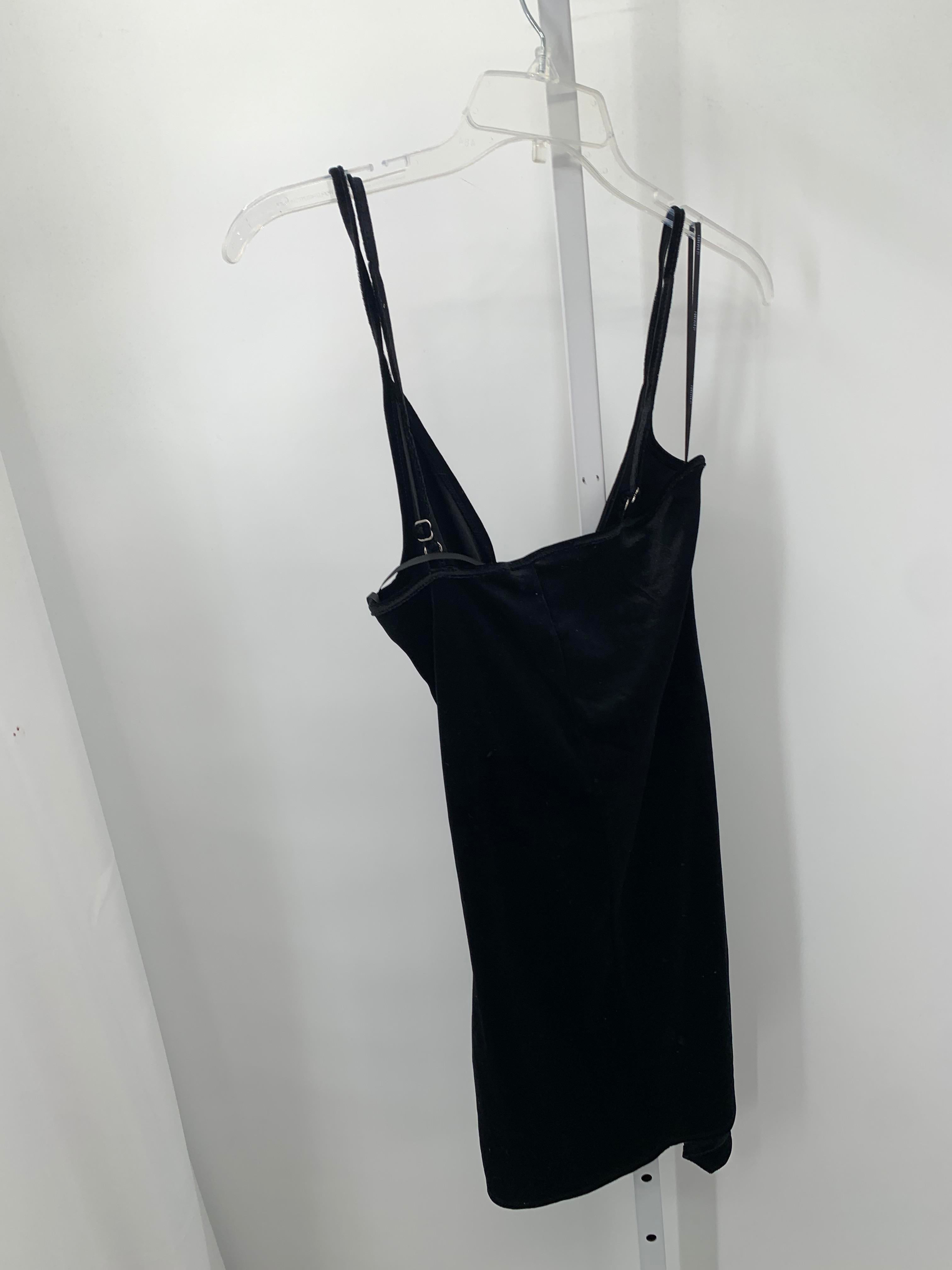 Forever 21 Size Medium Juniors Sleeveless Dress
