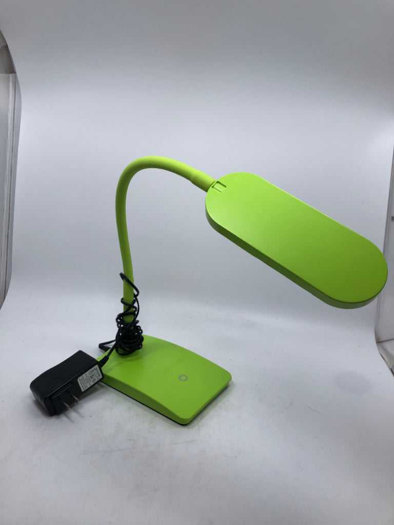 ADJUSTABLE GREEN DESK LAMP.