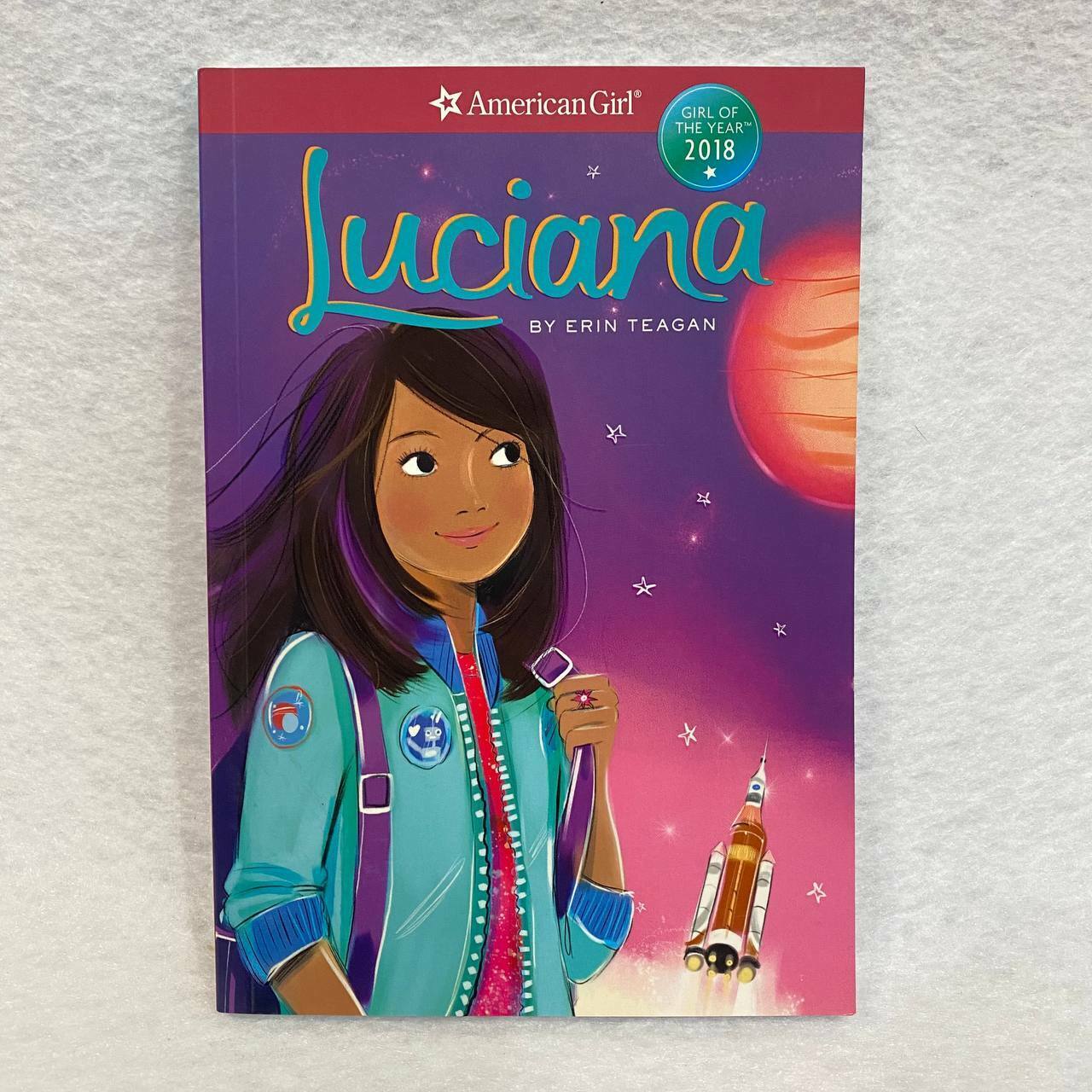 American Girl Doll Book Meet Luciana Vega Girl of the Year 2018 - Paperback -