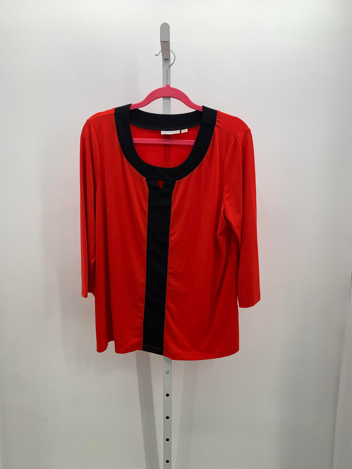 Susan Graver Size Large Misses 3/4 Sleeve Shirt