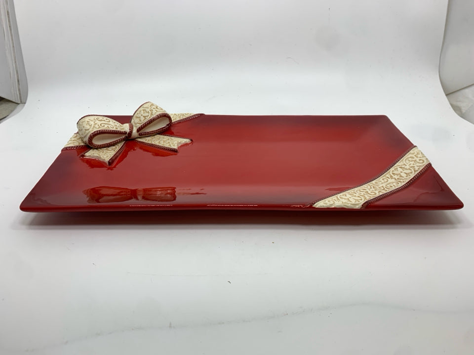 CERAMIC BOW SERVING PLATTER.