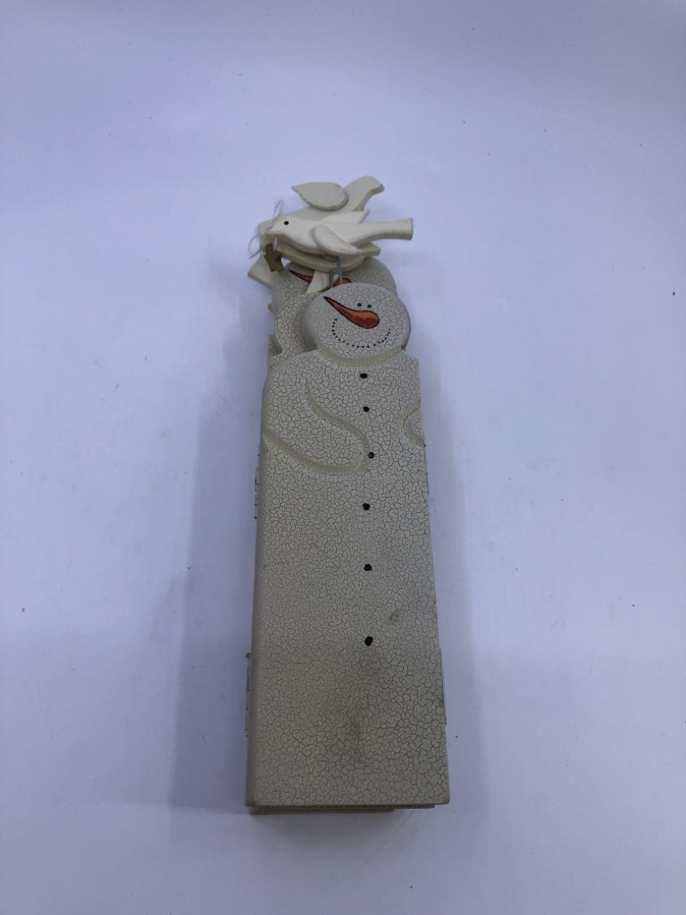FOLDABLE SNOWMAN DECOR.
