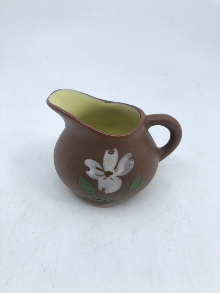 VTG BROWN SMALL POTTERY SUGAR AND CREAMER W WHITE FLORAL.