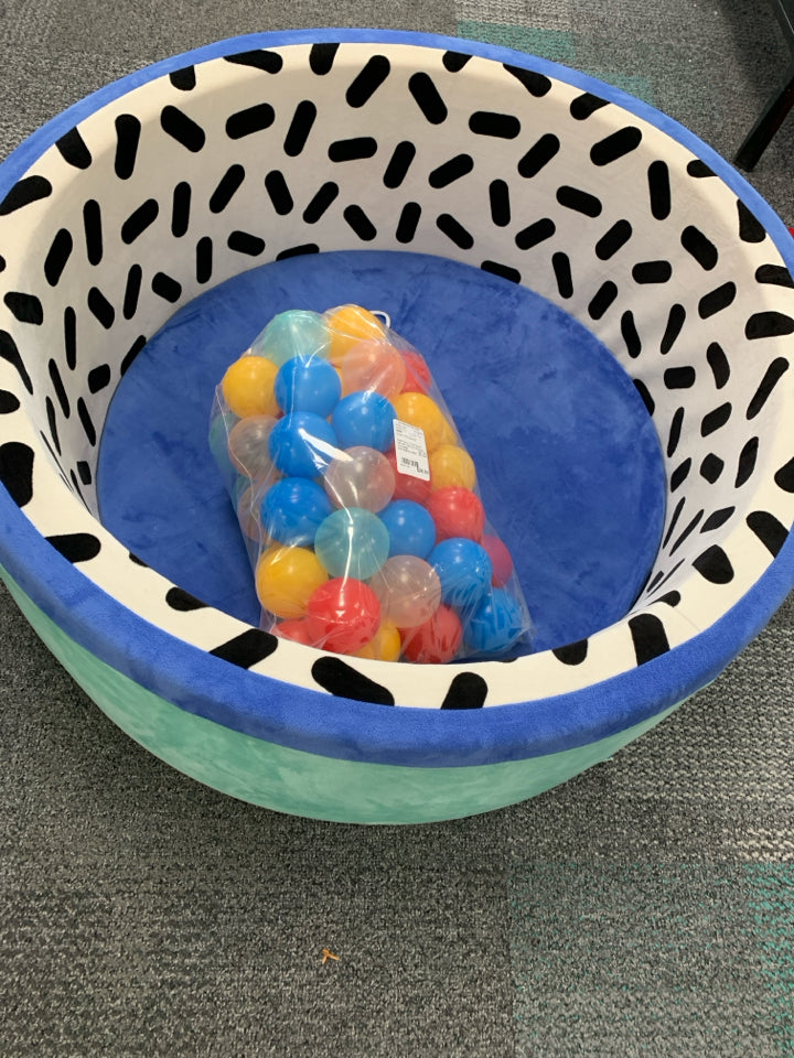 Battat Hop in Foam Ball Pit with with  Balls and Washable Cover, Toddler and Pre