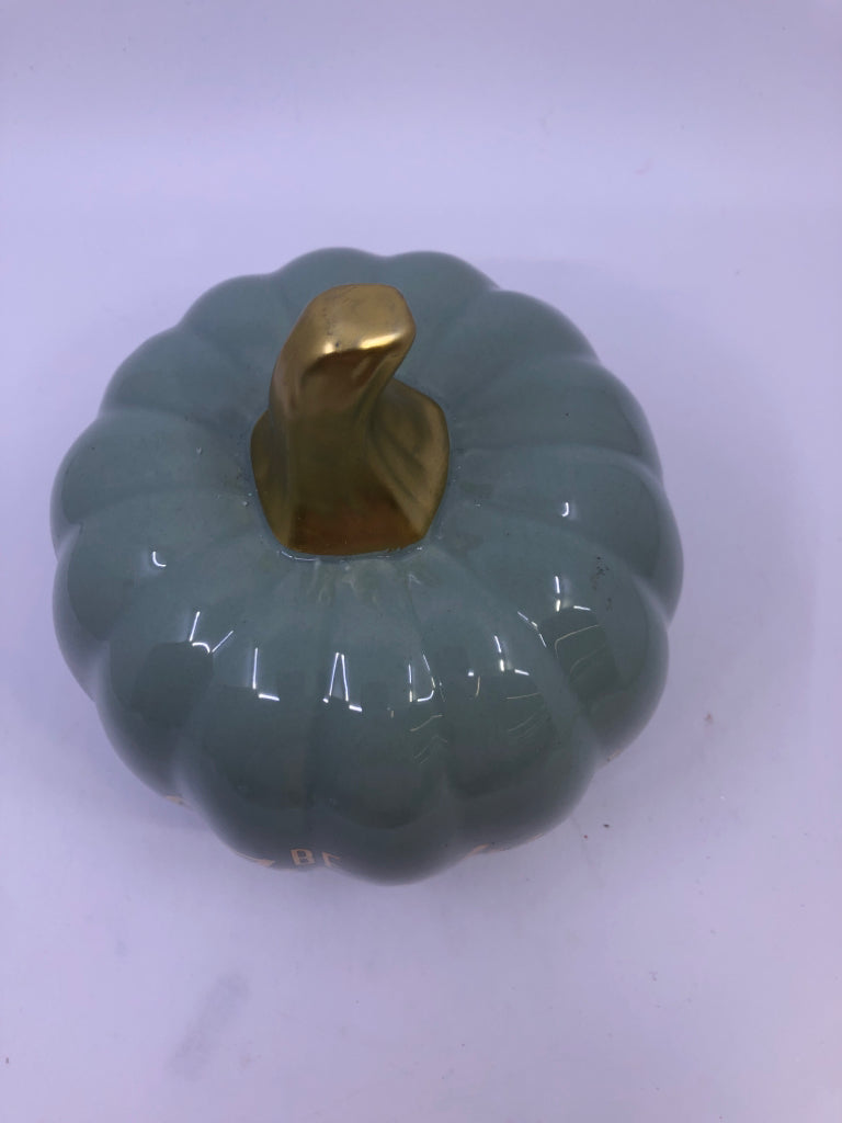 "BE THANKFUL" SAGE GREEN PUMPKIN.