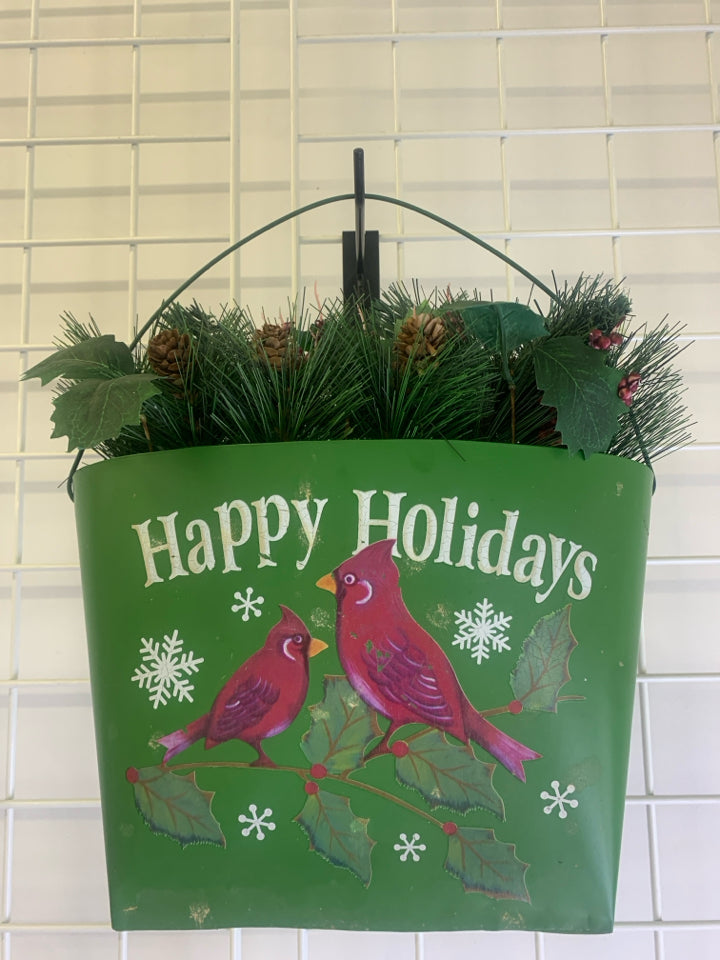 HAPPY HOLIDAYS WALL POCKET.