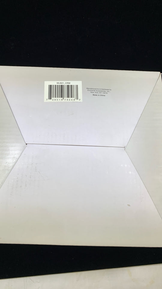 NIB LUNCH BOX WARMER