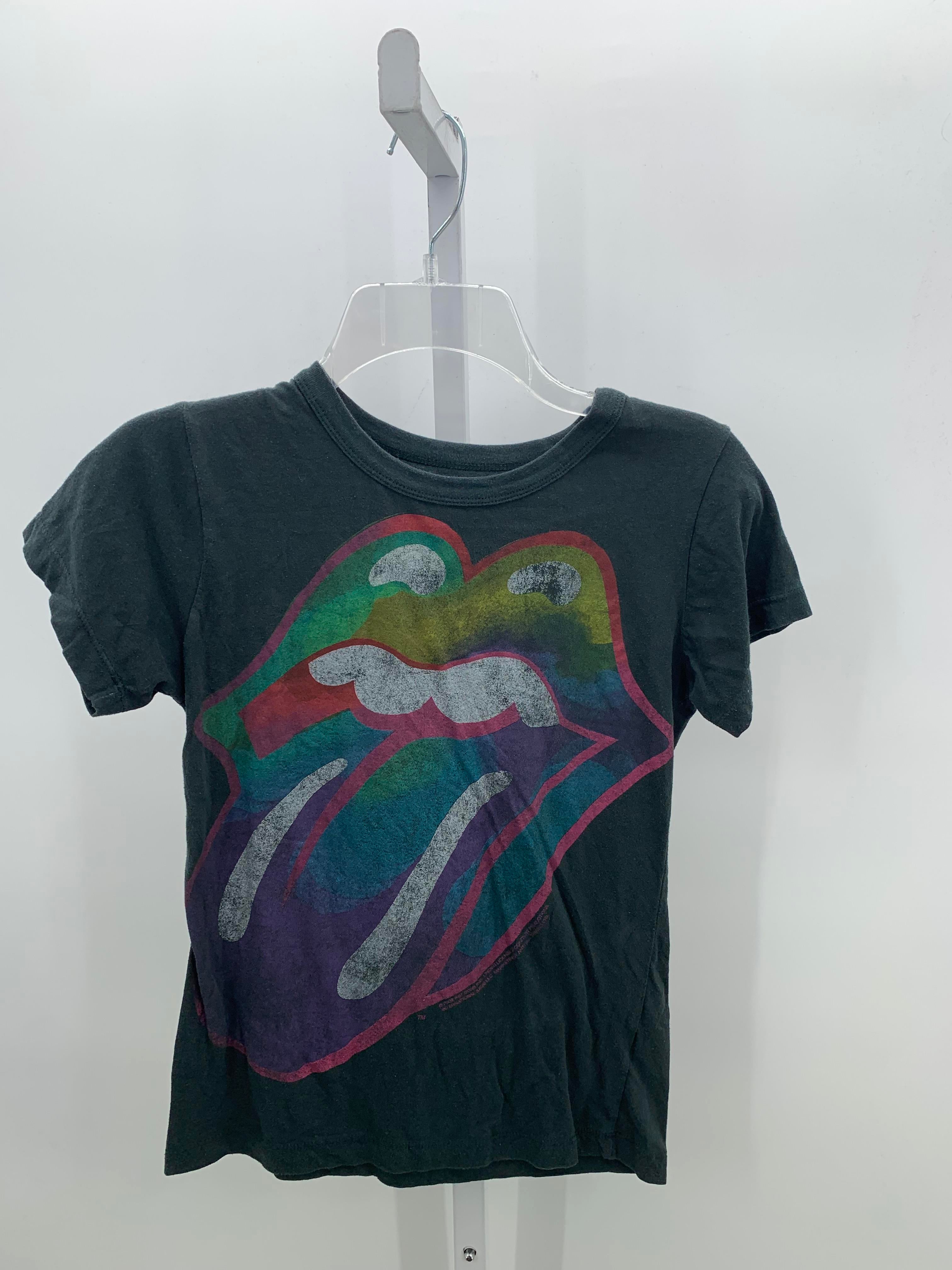 Size Medium Juniors Short Sleeve Shirt