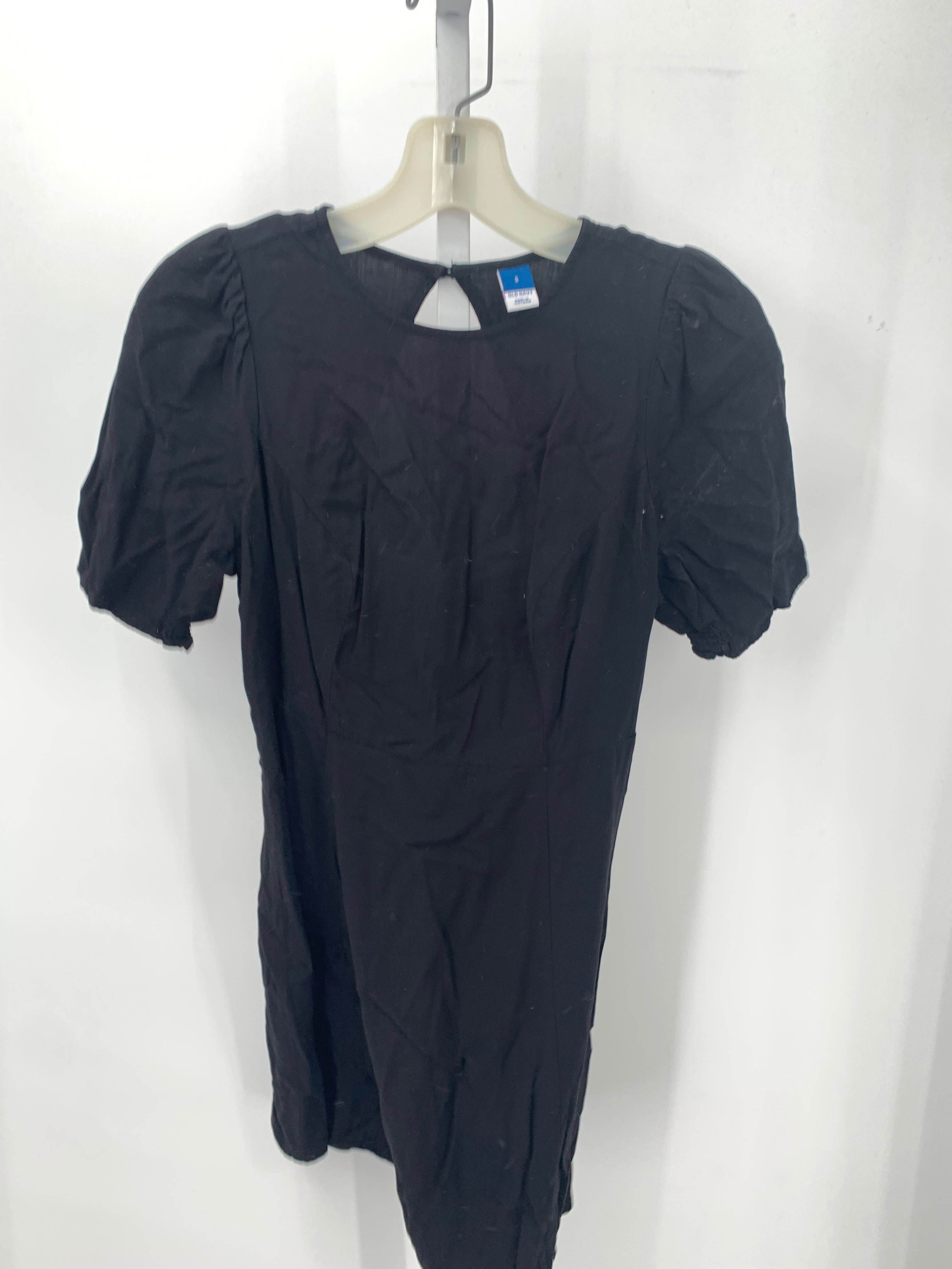 Old Navy Size 6-7 Girls Short Sleeve Dress