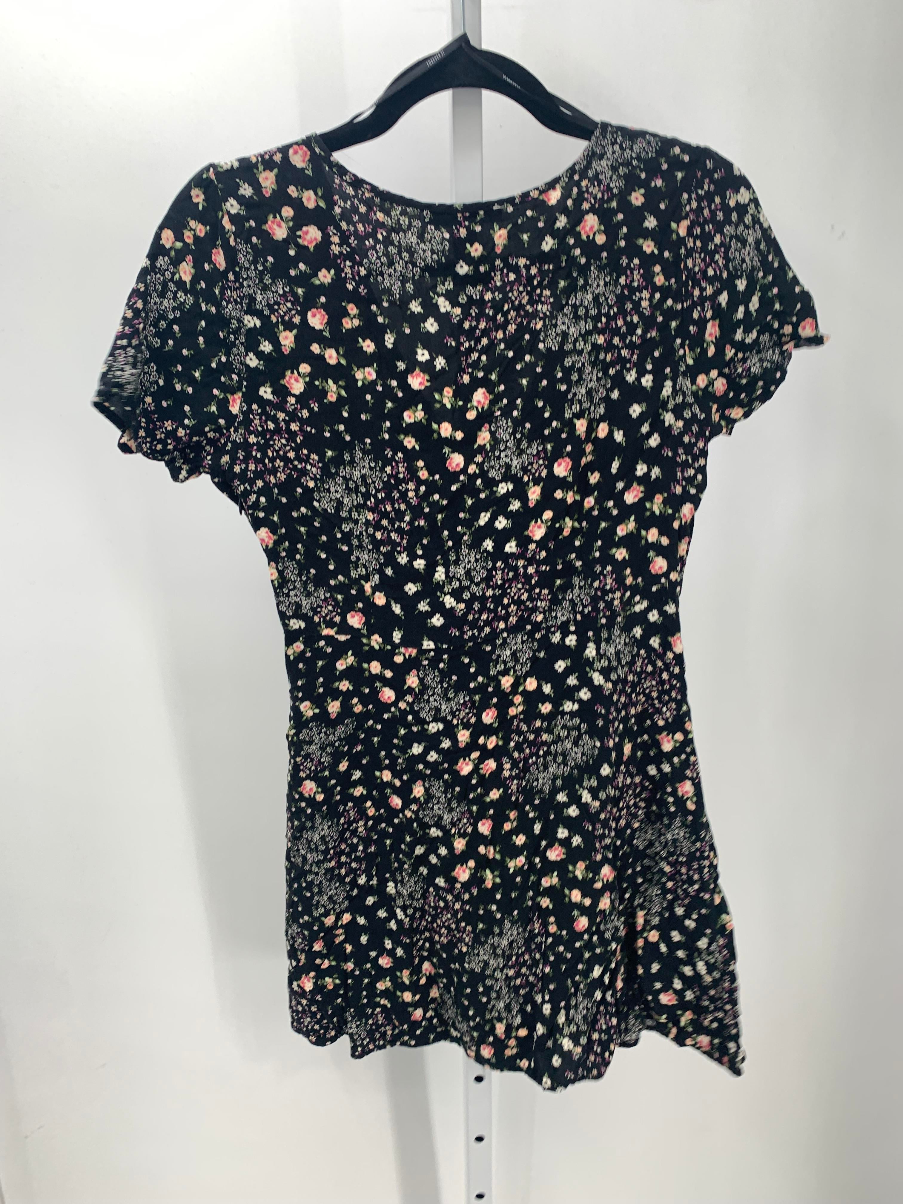 Forever 21 Size Medium Juniors Short Sleeve Dress