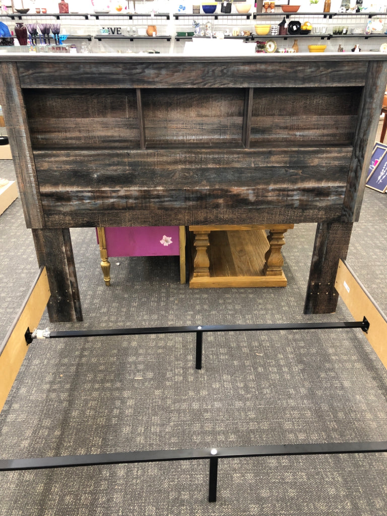 DRYSTAN BOOKCASE QUEEN BED W/DRAWER STORAGE.