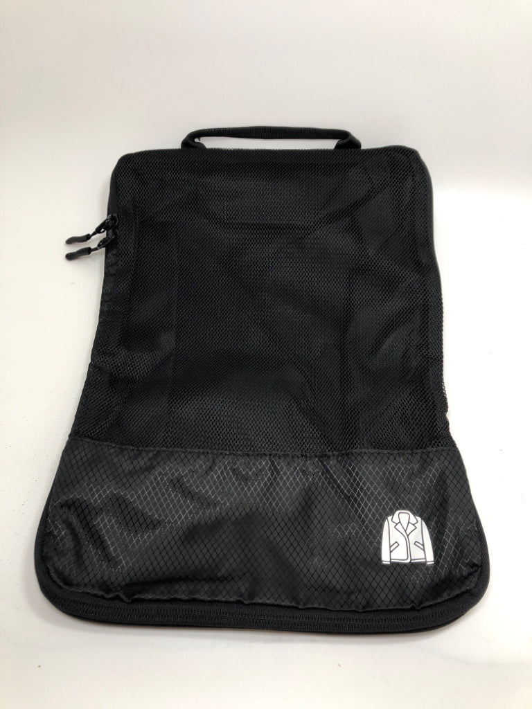 BLACK MESH PACKING CUBE FOR SHIRT/ BLAZER.