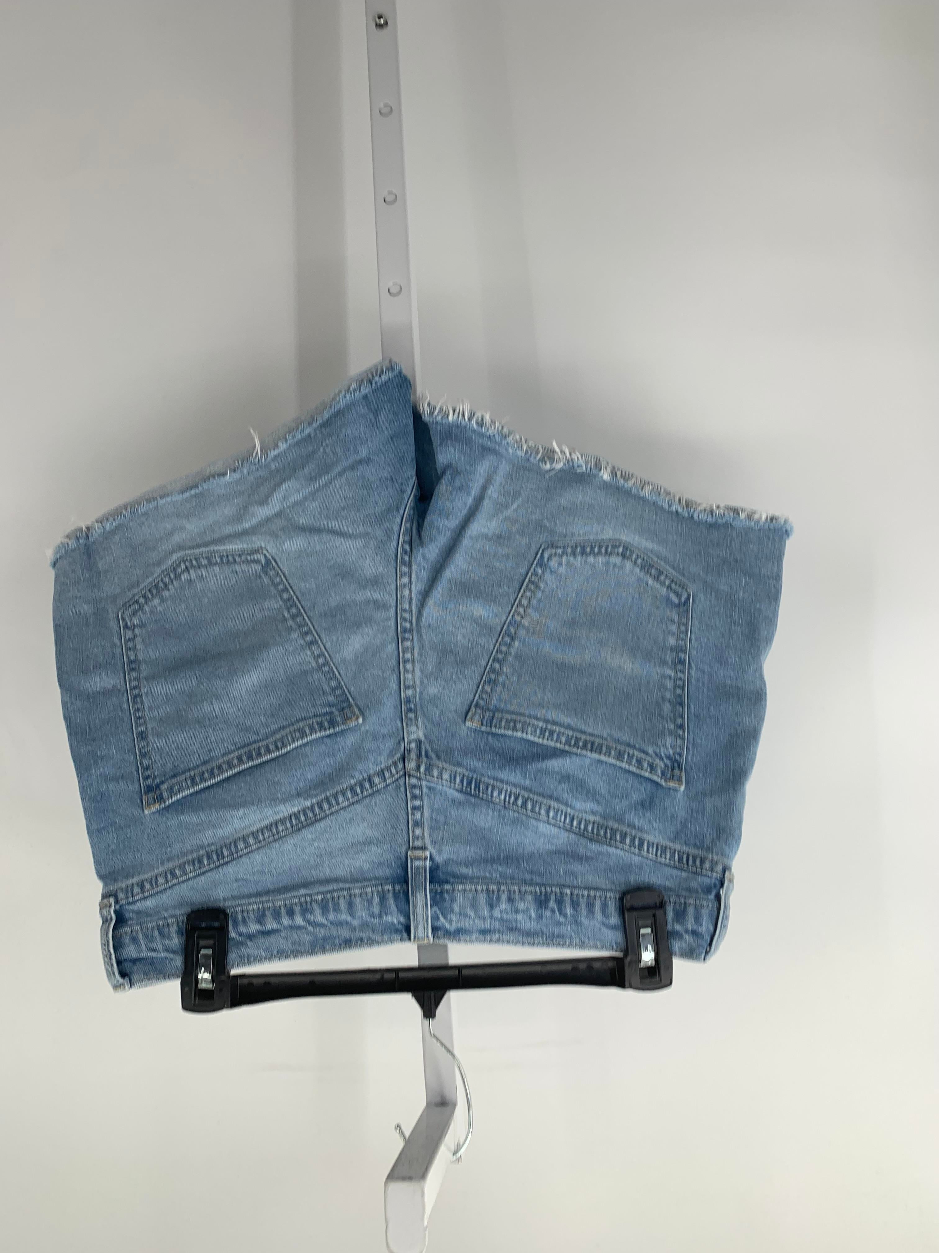Universal Thread Size 8 Misses Shorts