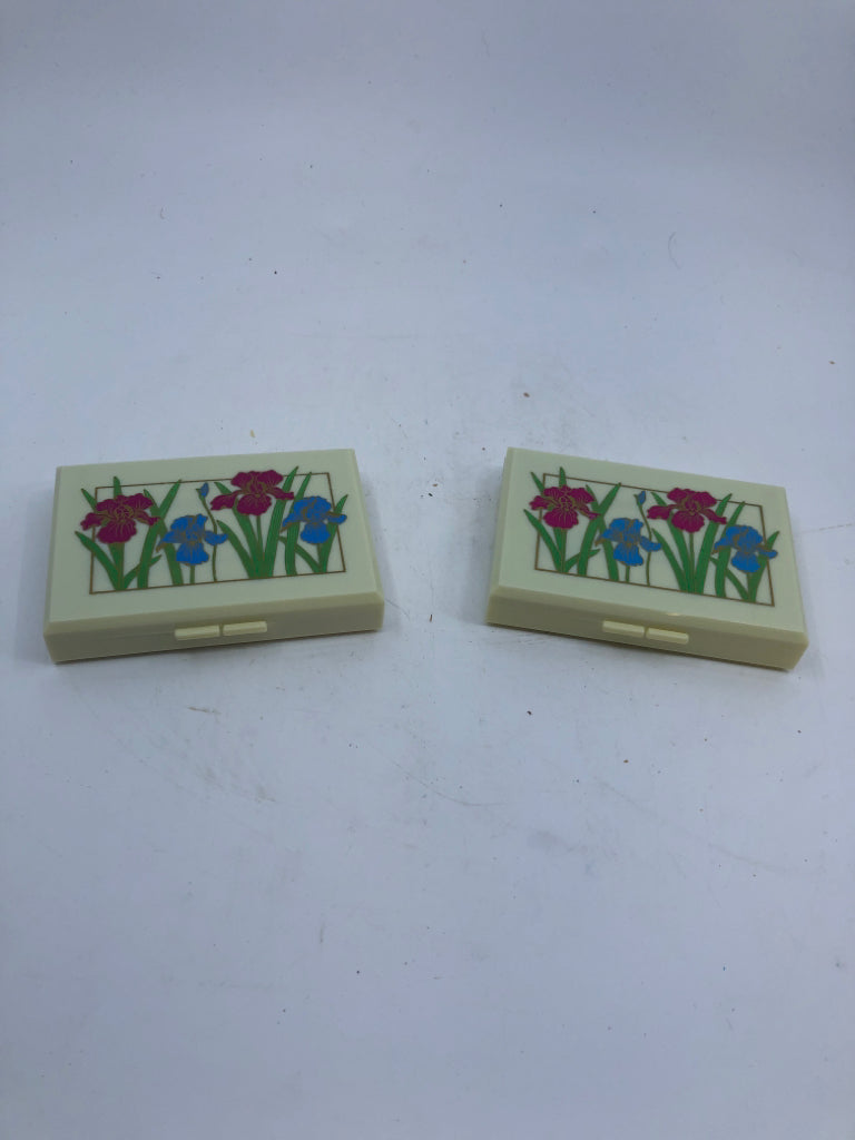 NIB VTG JEWELRY AND TISSUE BOX SET.