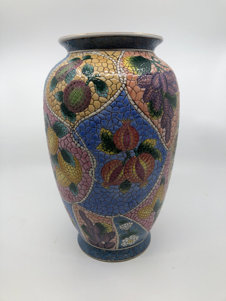 TEXTURED FAUX MOSAIC VASE W/ COLORED FRUIT.